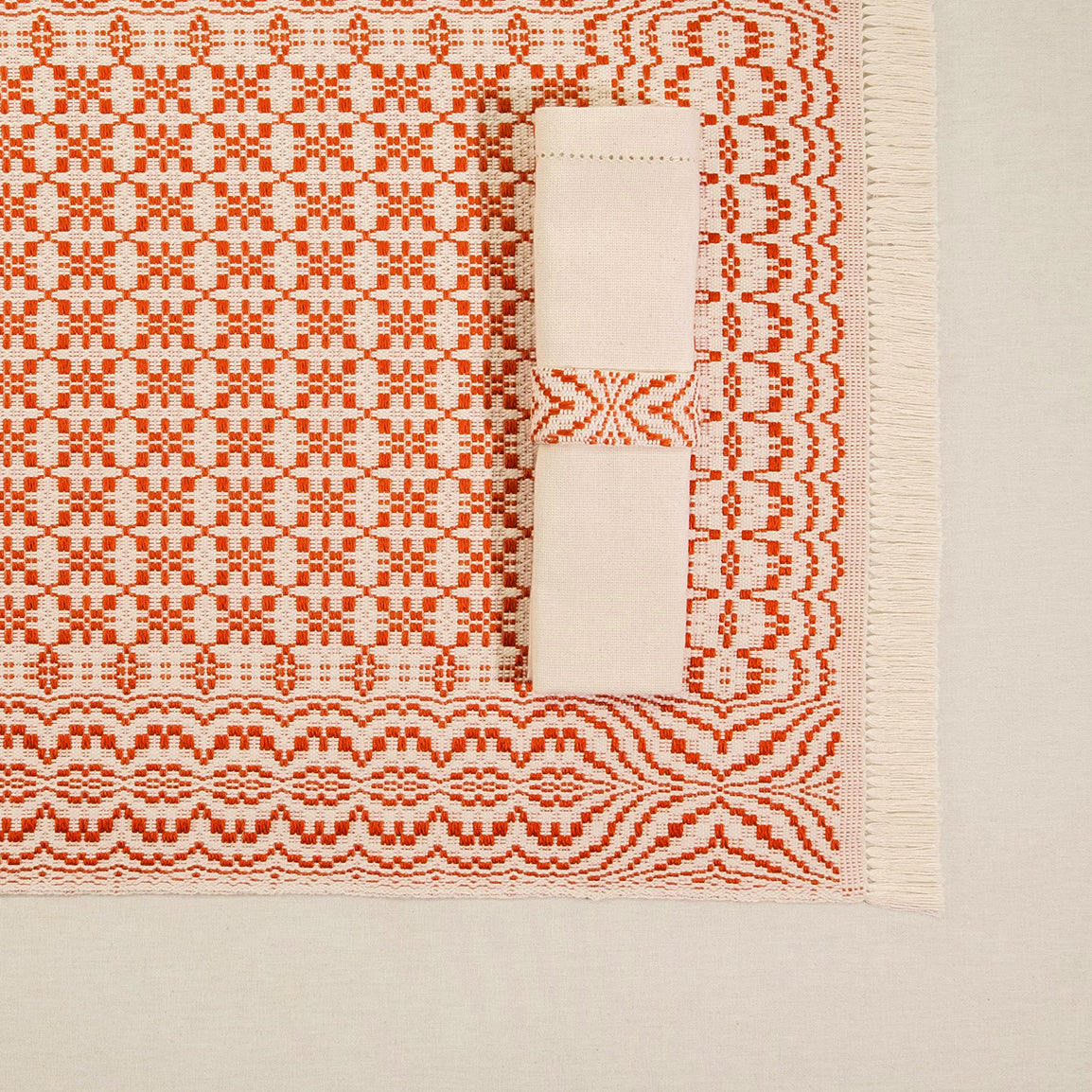 SET OF 2 PINTO ARMONIA PLACEMAT AND NAPKIN