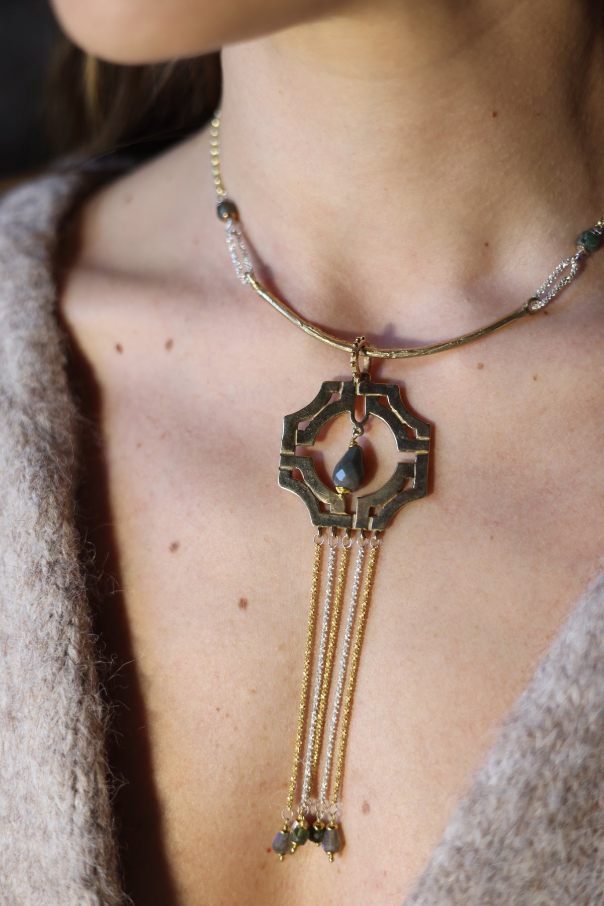 CEMENTINA LABIRINTO NECKLACE