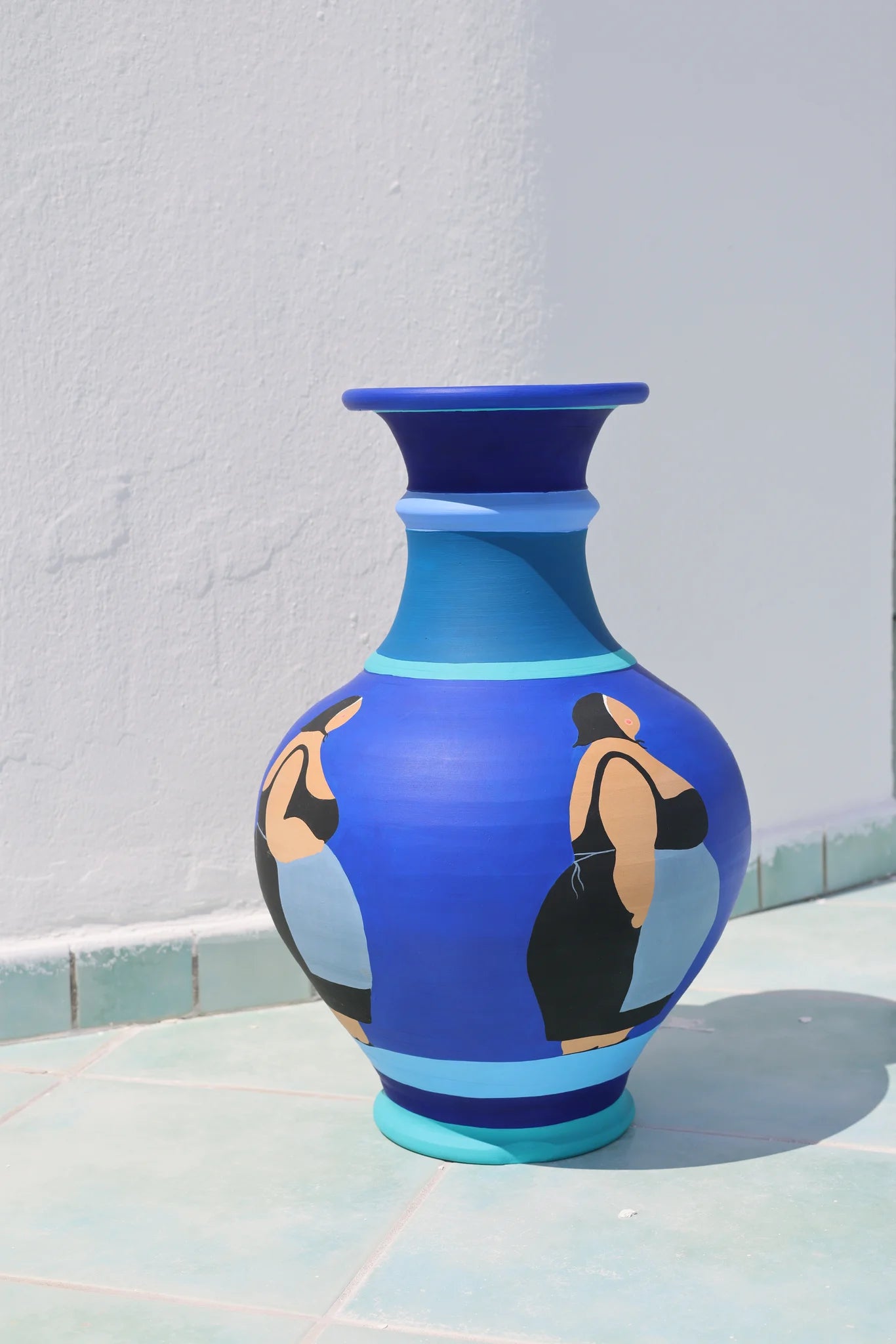 LE COMARI BLUE VASE