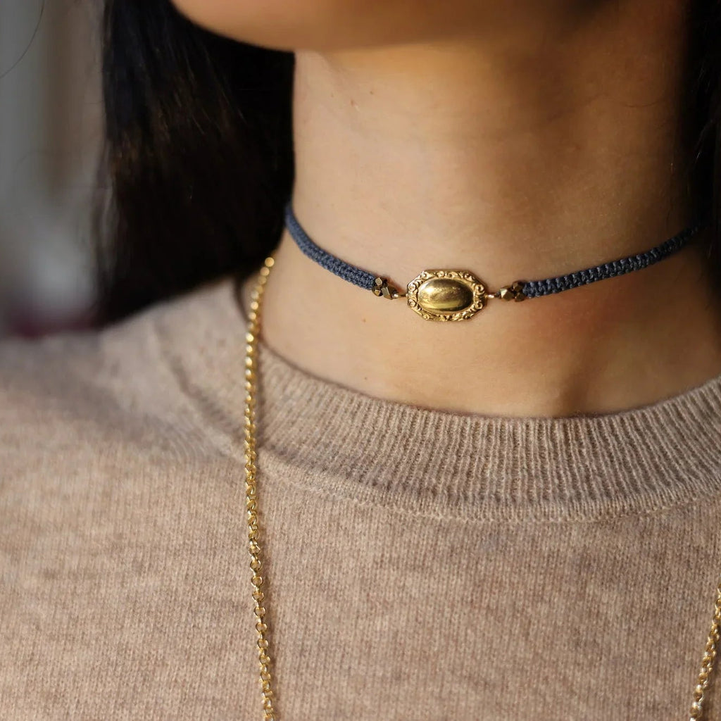 COLLANA IN MACRAME'