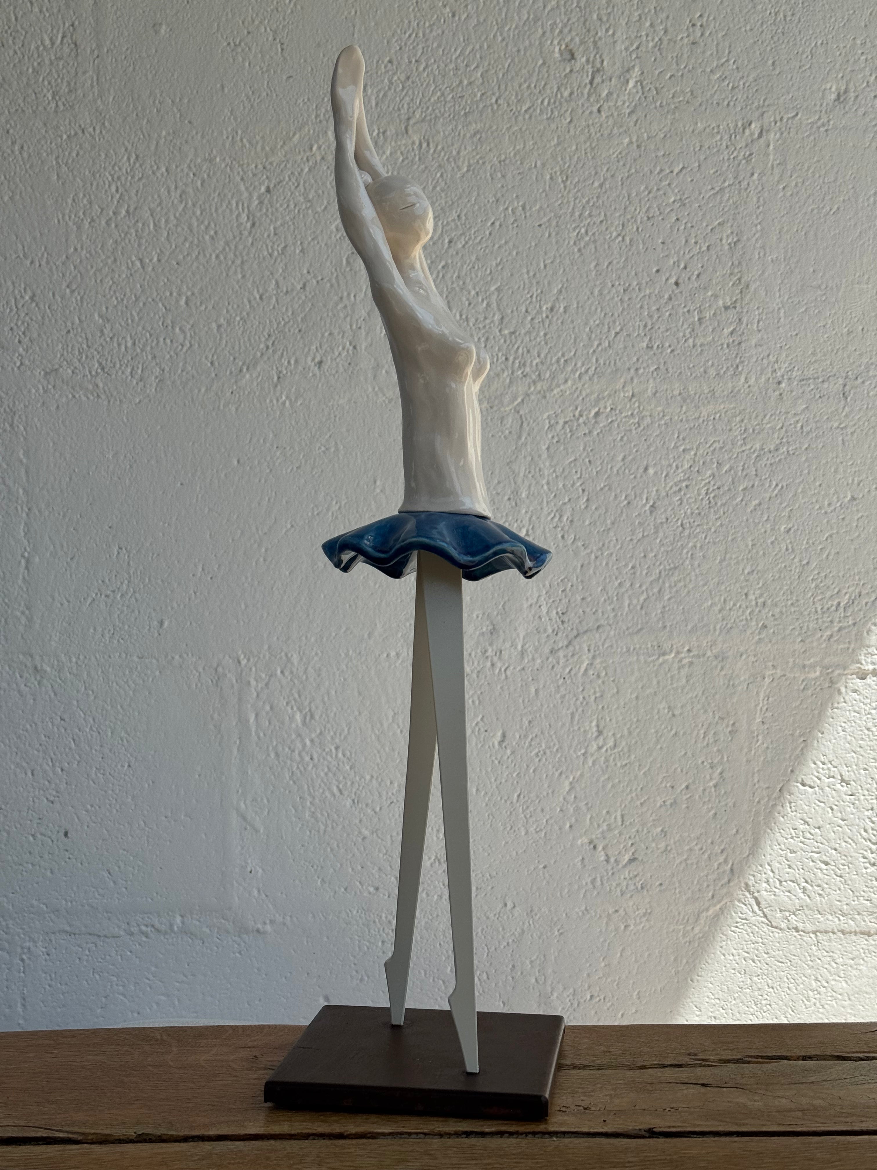 ELEGANT CERAMIC BALLERINA